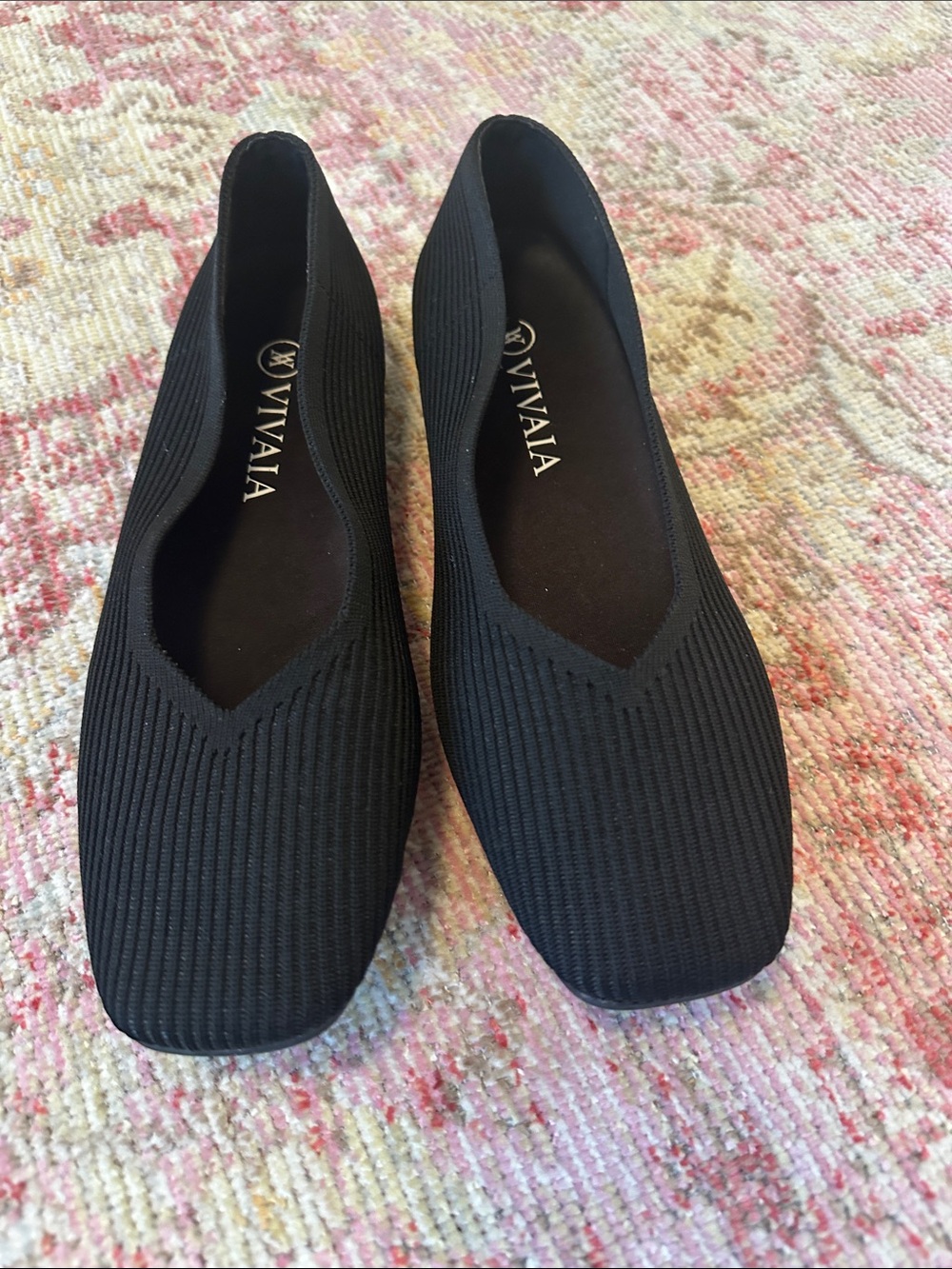 Vivaia Black Margot 2.0 Ballet Flats - never worn size 37